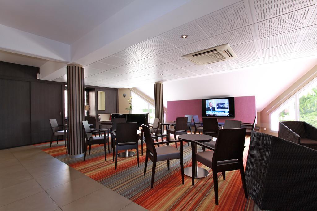 Mercure Hexagone Luxeuil Exterior foto