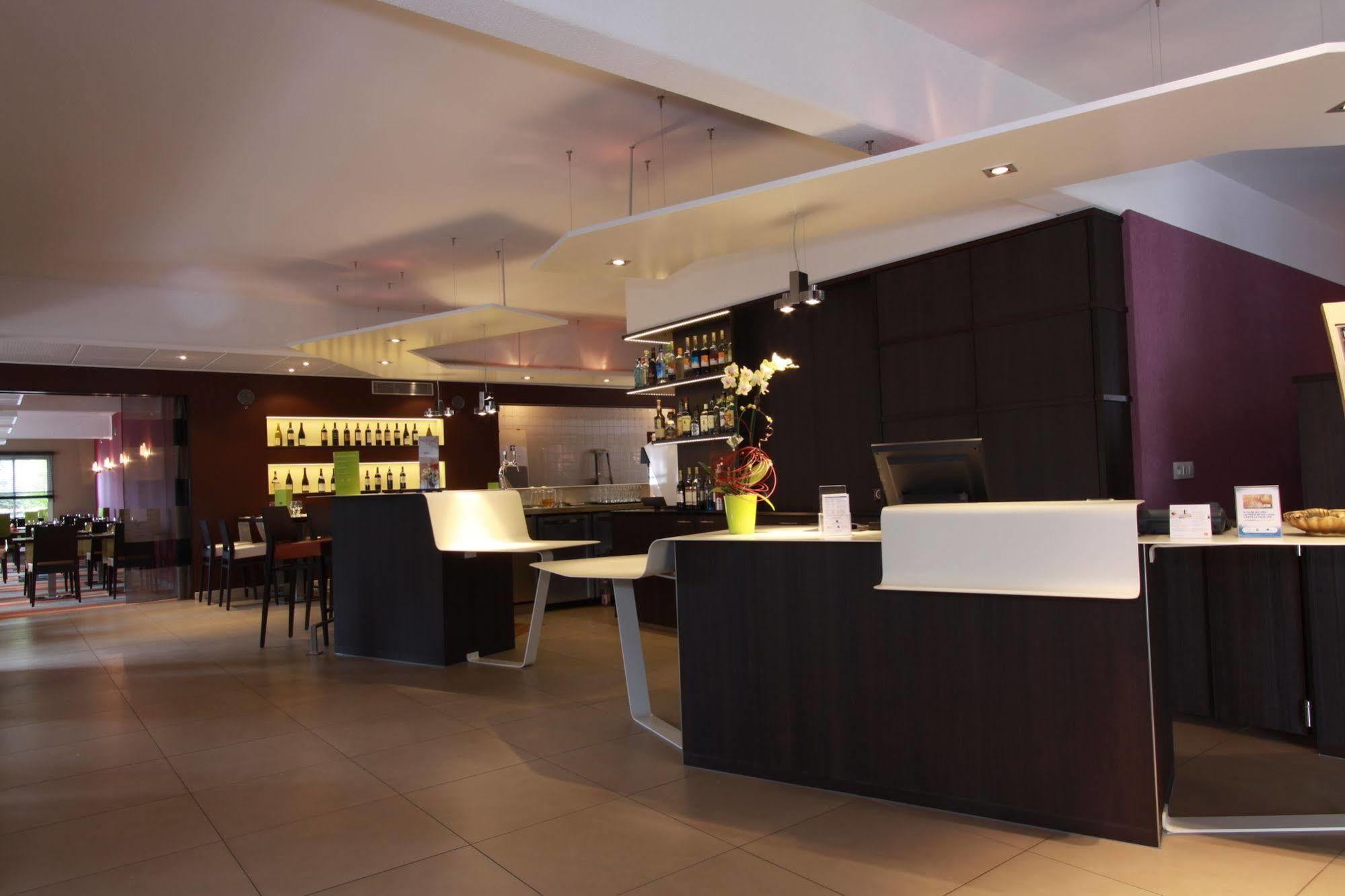 Mercure Hexagone Luxeuil Exterior foto
